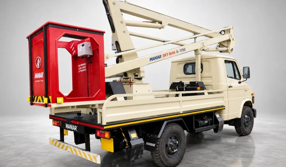 Articulating Boom Lift - 13.5M